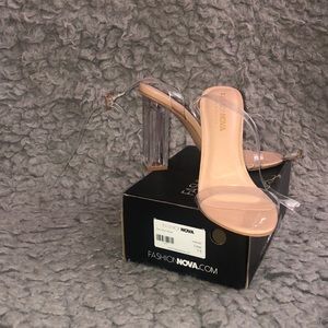 Fashionnova - The Glass Slipper - Transparent